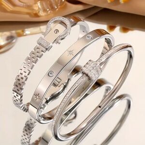 Luxury Bangles Set Synthetic Cubic Zirconia.